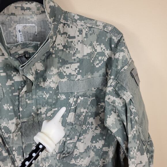 Army Combat Uniform Coat in Digital Camo Size S - Picture 5 of 11